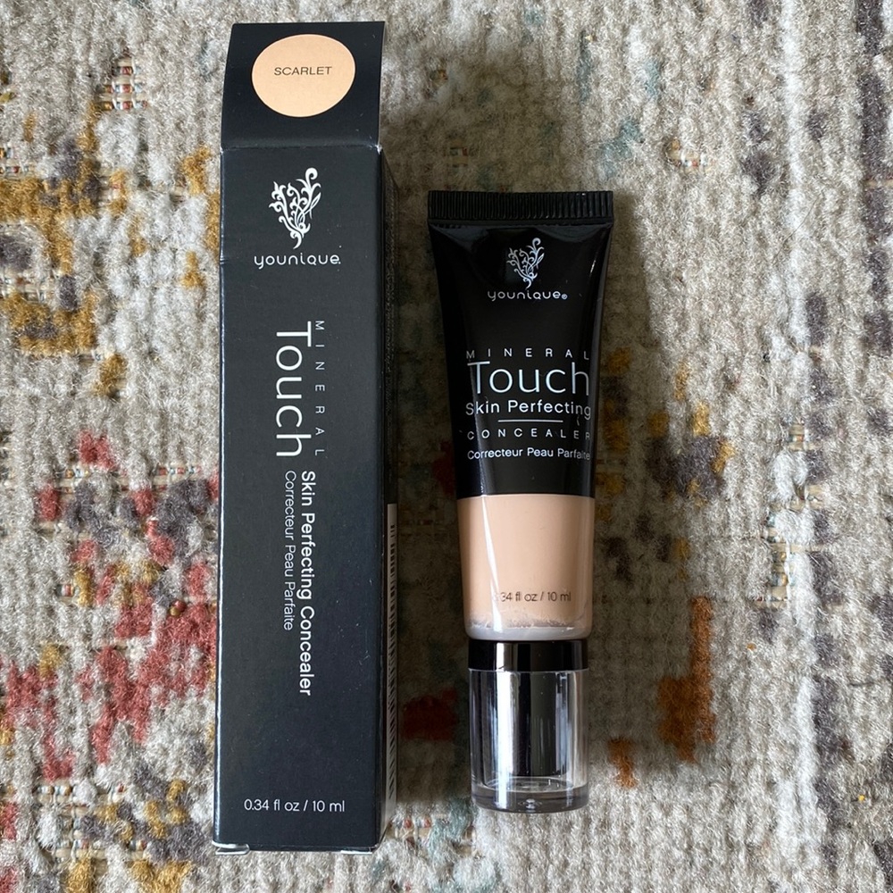 Younique concealer